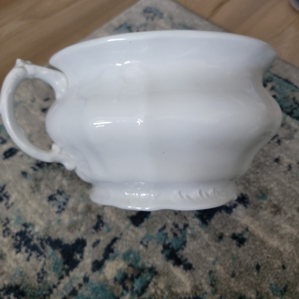 Antique Royal Ironstone China Johnson Bros England Chamber Pot